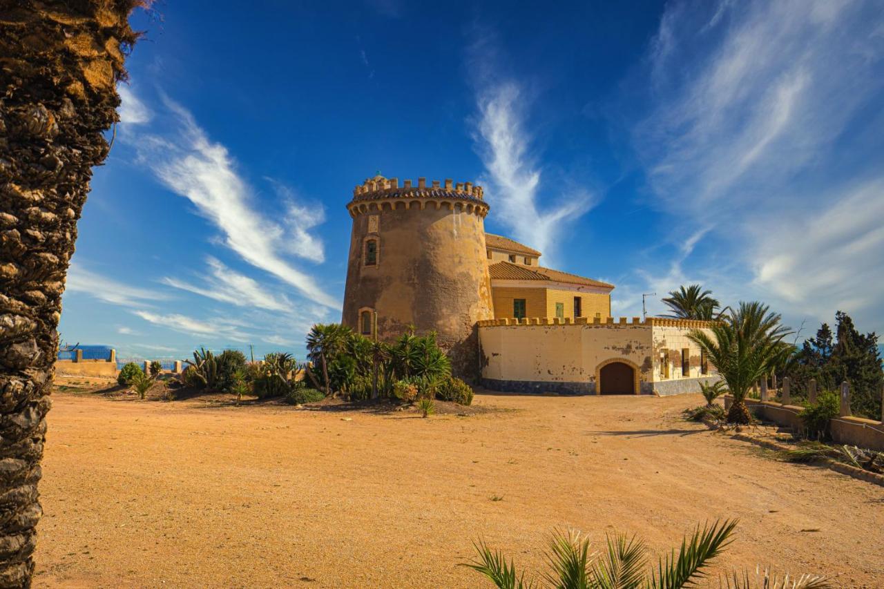 Casa Velazquez Villa โรฮาเลส ภายนอก รูปภาพ