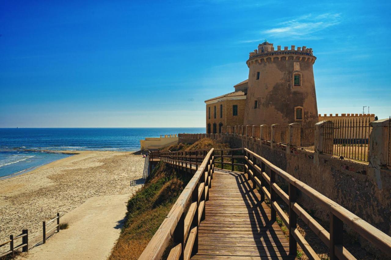 Casa Velazquez Villa โรฮาเลส ภายนอก รูปภาพ
